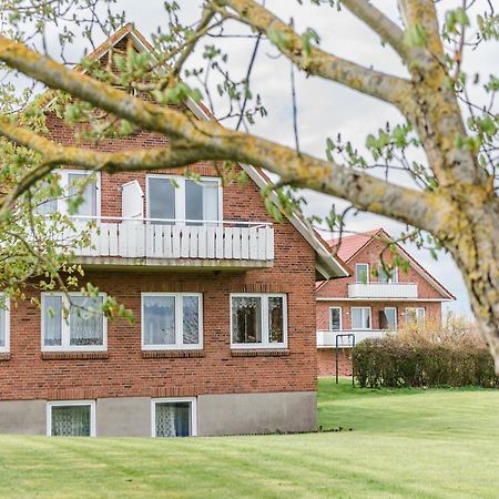 Straendhus Bed&Breakfast Hasselberg  Esterno foto