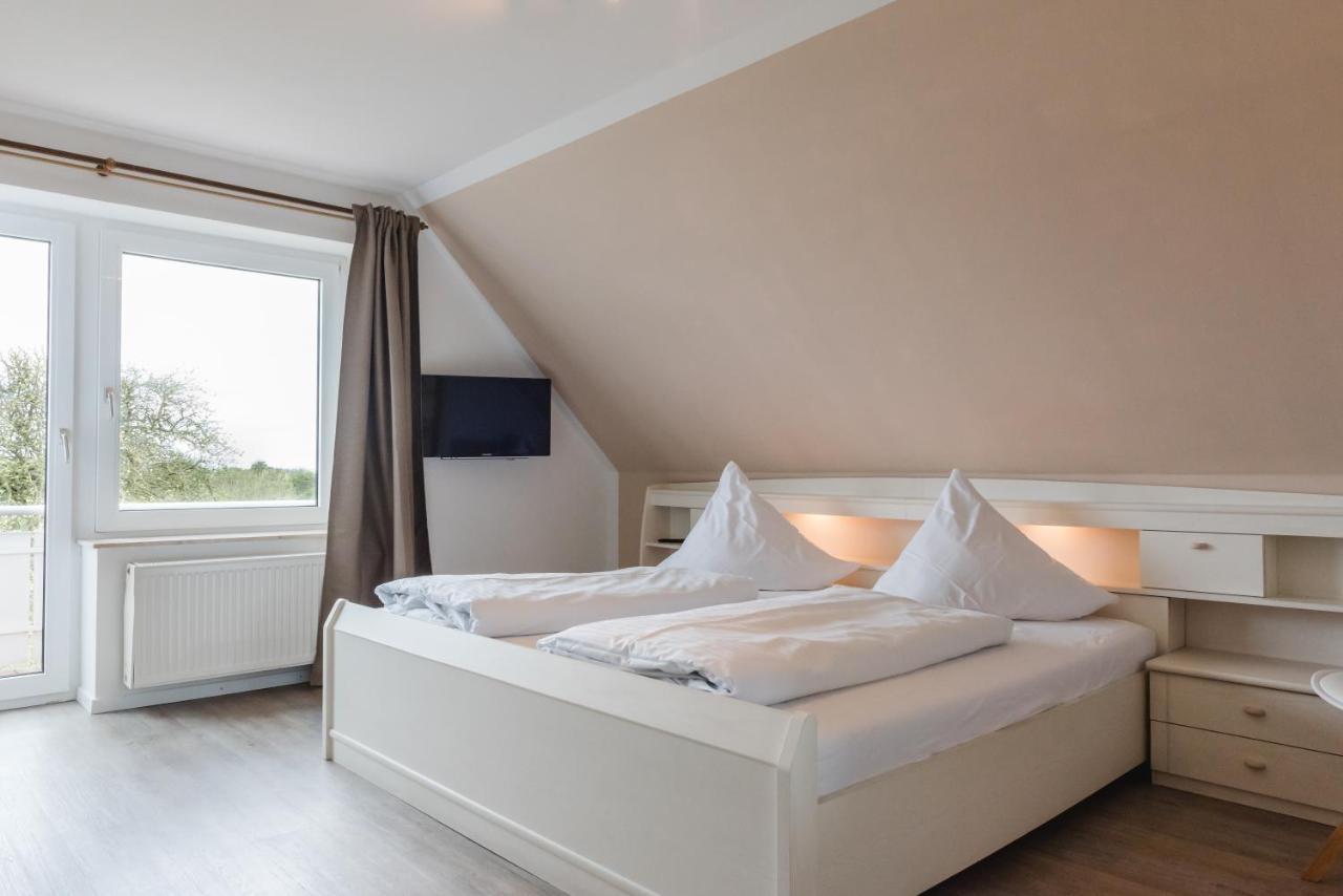 Straendhus Bed&Breakfast Hasselberg  Esterno foto