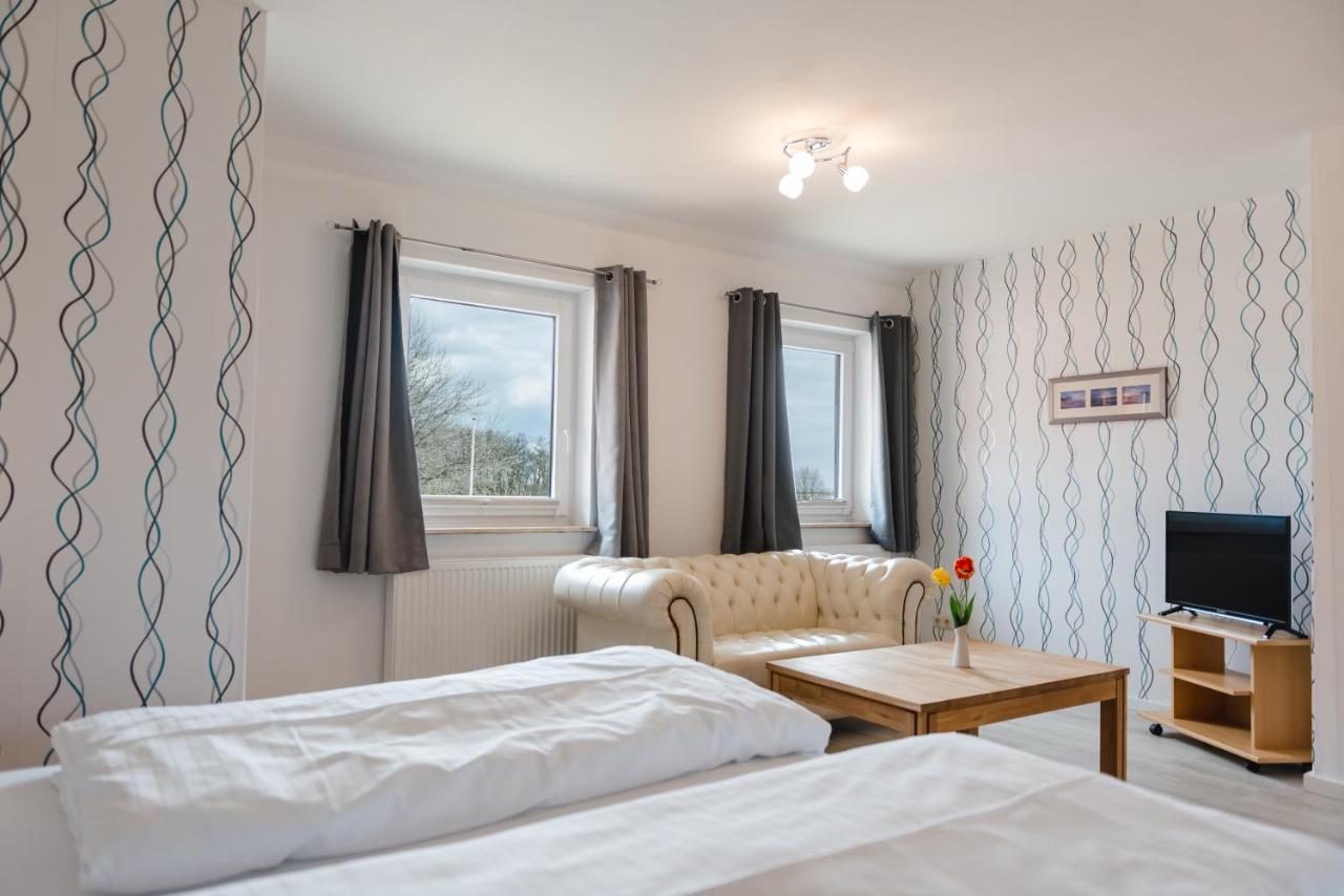 Straendhus Bed&Breakfast Hasselberg  Esterno foto