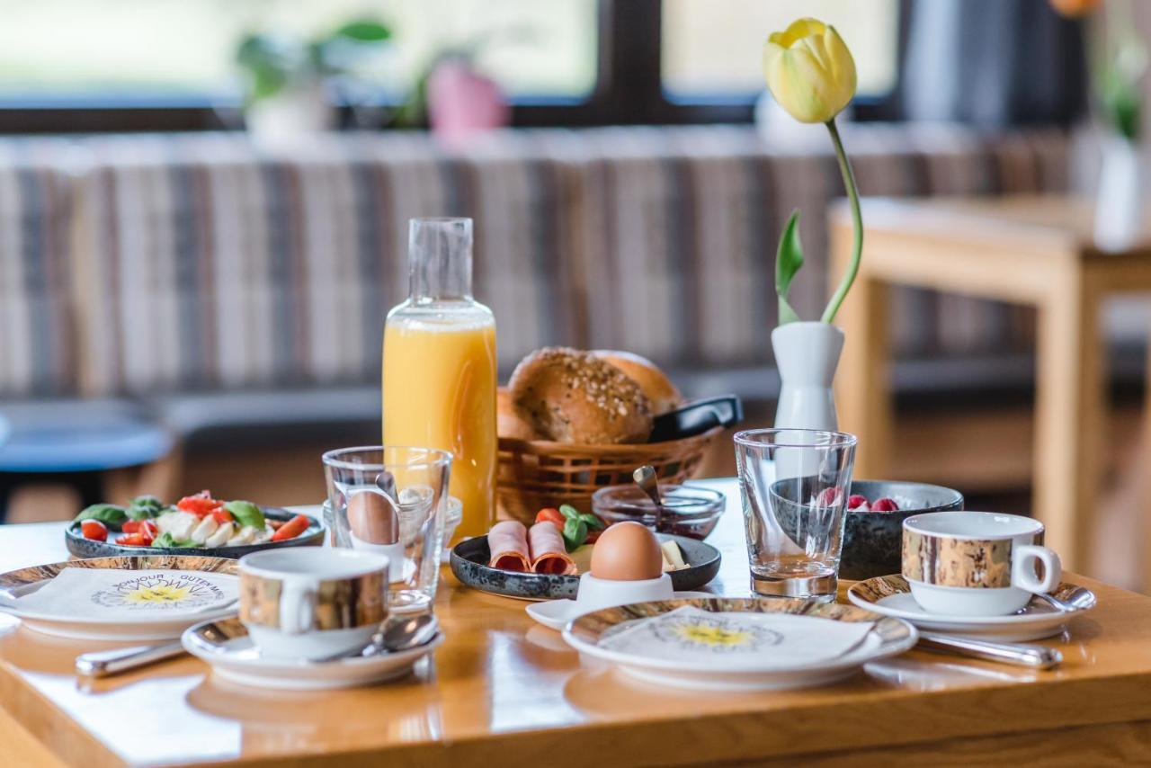 Straendhus Bed&Breakfast Hasselberg  Esterno foto