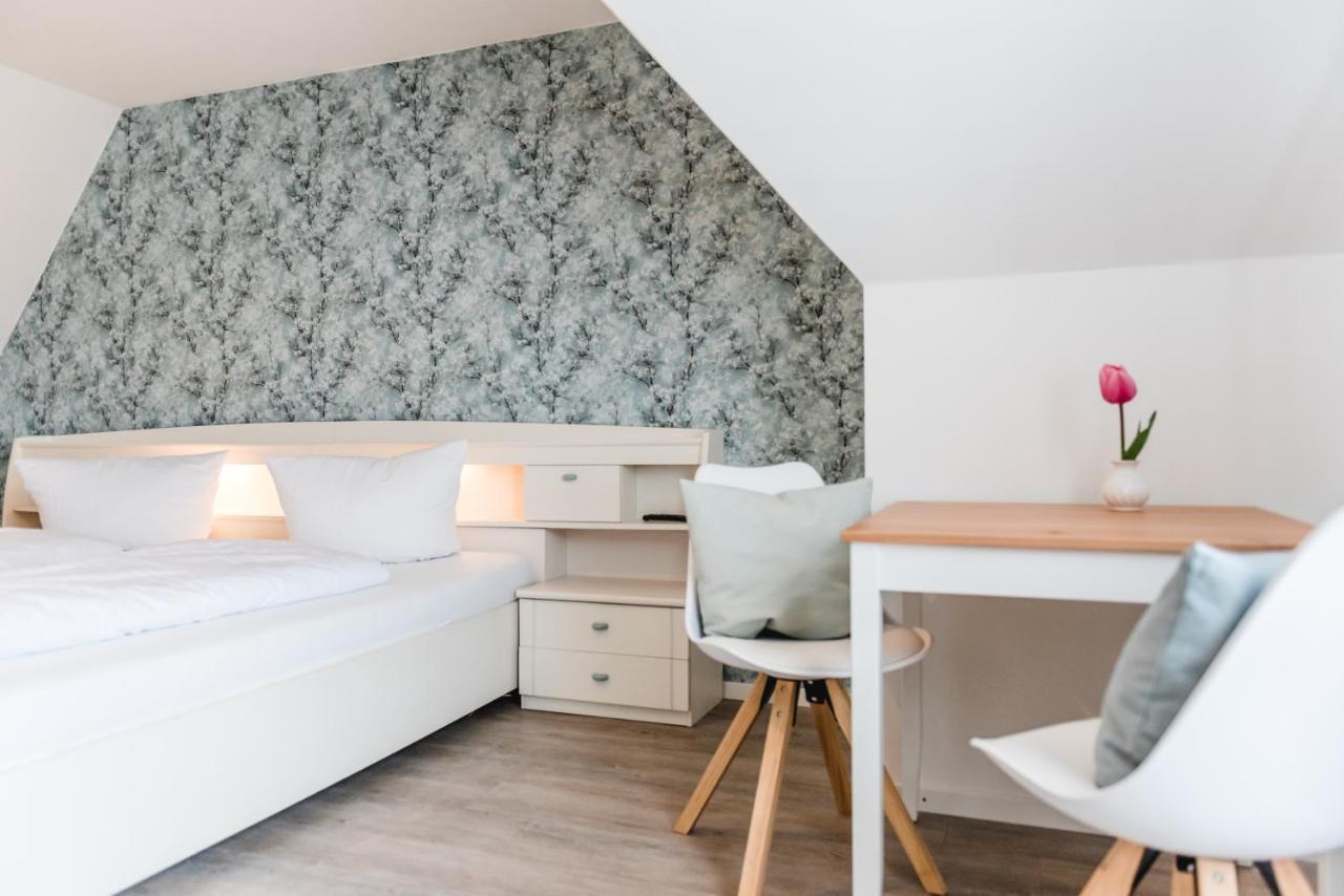Straendhus Bed&Breakfast Hasselberg  Esterno foto