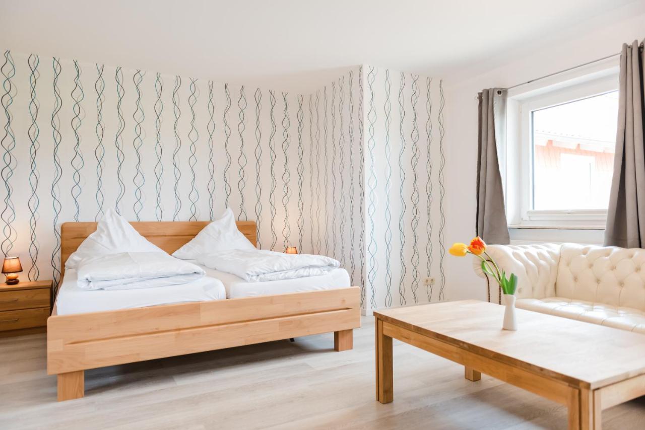 Straendhus Bed&Breakfast Hasselberg  Esterno foto
