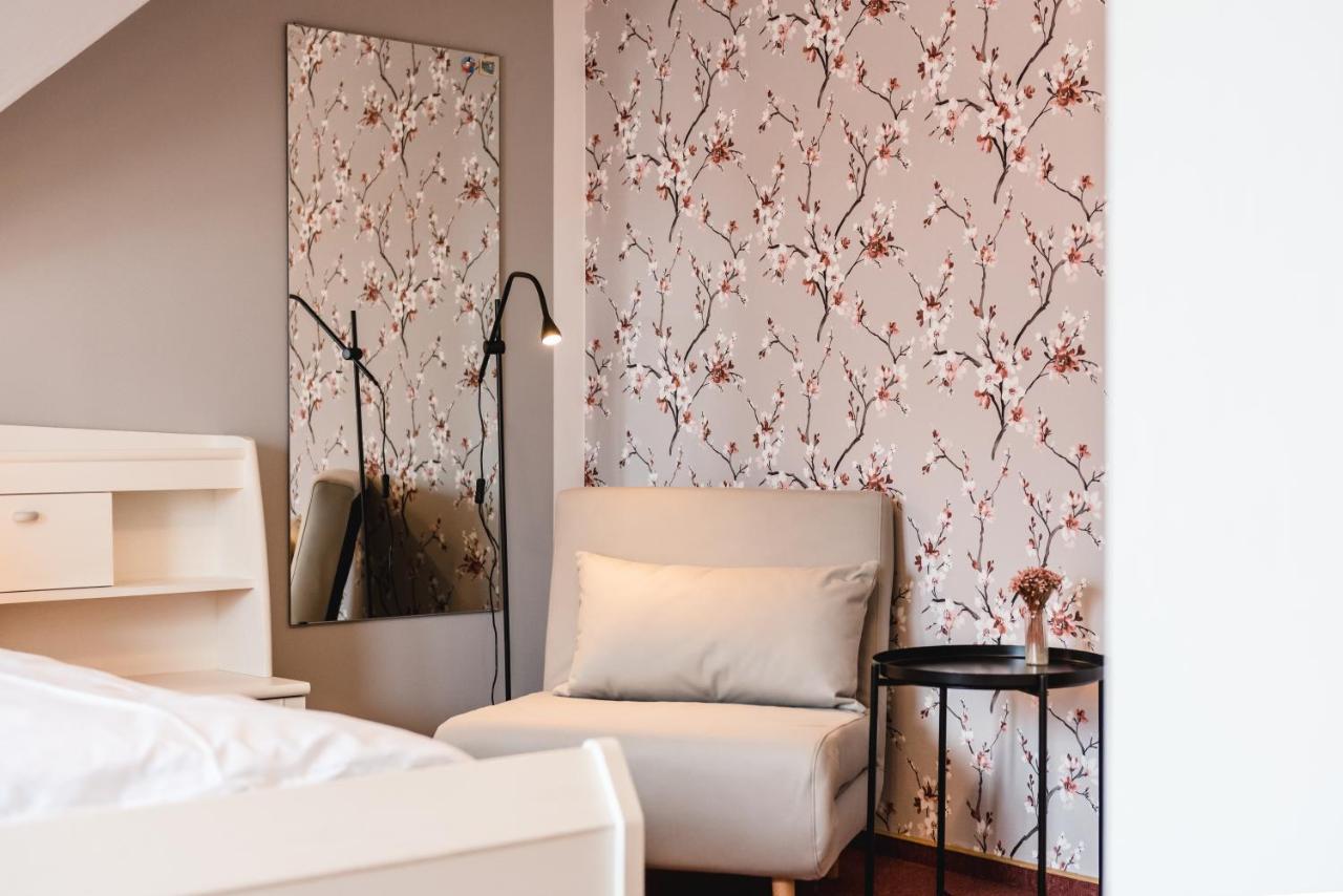Straendhus Bed&Breakfast Hasselberg  Esterno foto
