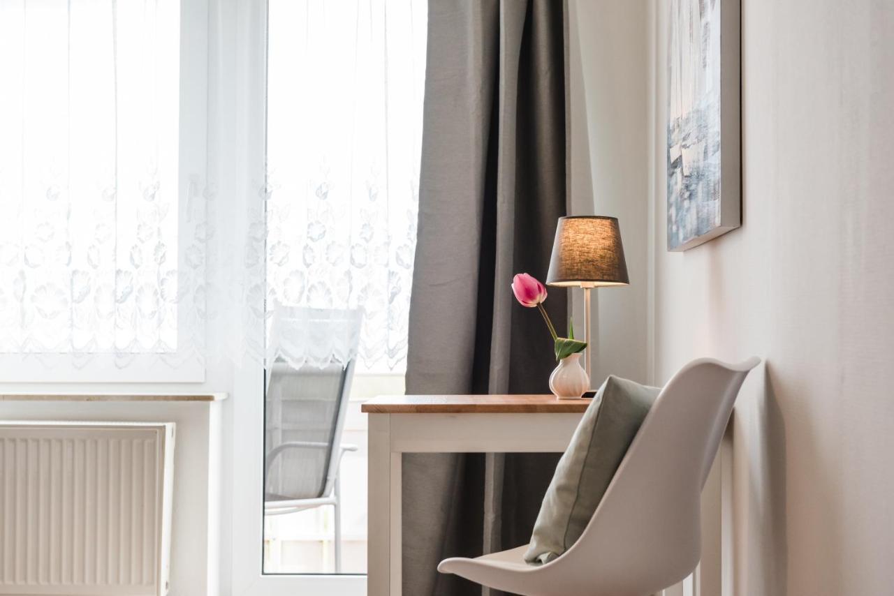 Straendhus Bed&Breakfast Hasselberg  Esterno foto
