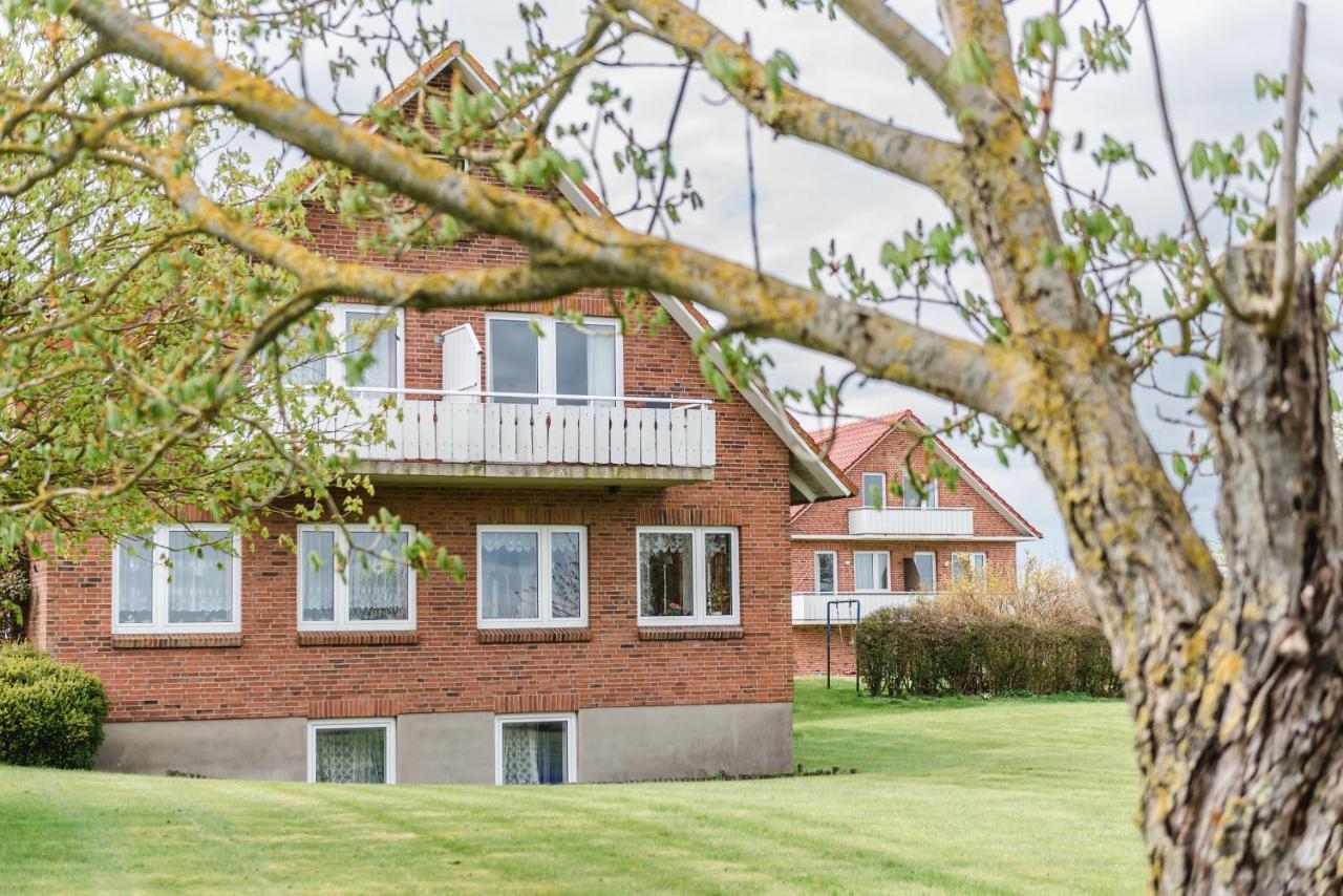 Straendhus Bed&Breakfast Hasselberg  Esterno foto